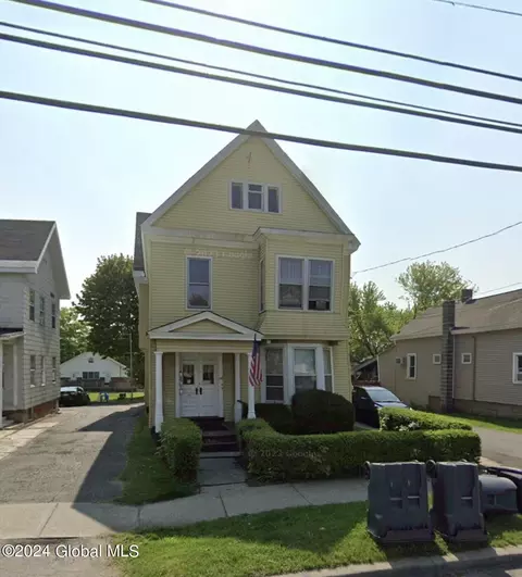 53 Saratoga Ave, Waterford, NY 12188