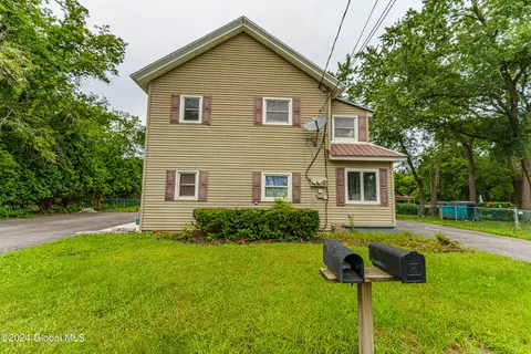 225 Upper Sherman Ave, Queensbury, NY 12804
