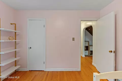 8 Silversmith Ln, Schenectady, NY 12306 photo 20