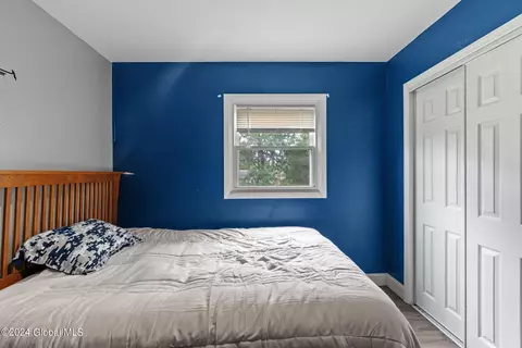 8 Silversmith Ln, Schenectady, NY 12306 photo 32