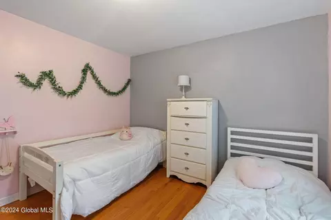 8 Silversmith Ln, Schenectady, NY 12306 photo 19