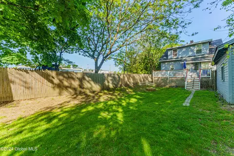 Exterior - 6 Corlaer Ave, Schenectady, NY 12304 photo 6 of 9