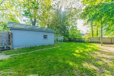 Exterior - 6 Corlaer Ave, Schenectady, NY 12304 photo 8 of 9