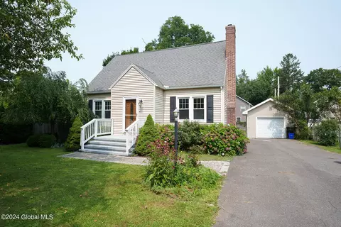 5 Bolivar Ave, Troy, NY 12180