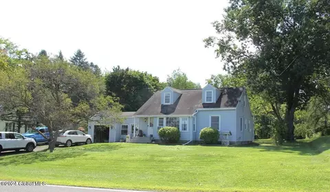 592 Pinewoods Ave, Troy, NY 12180