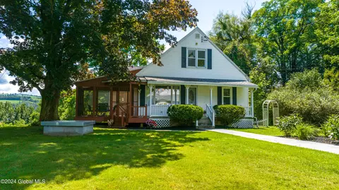162 Knickerbocker Hts, Amsterdam, NY 12010