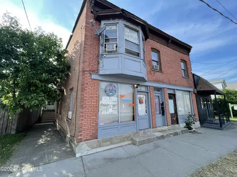 621 3rd Ave, Watervliet, NY 12189