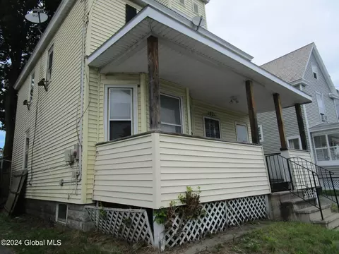 1021 Forest Rd, Schenectady, NY 12303 photo 3