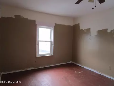 1021 Forest Rd, Schenectady, NY 12303 photo 23
