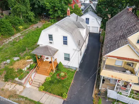 View/Area - 126 Robinson St, Schenectady, NY 12304 photo 3 of 4