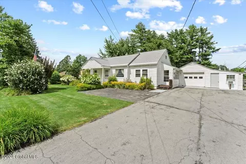 42 Feeder Dam Rd, South Glens Falls, NY 12803