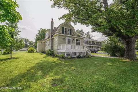 45 School St, Broadalbin, NY 12025 photo 3