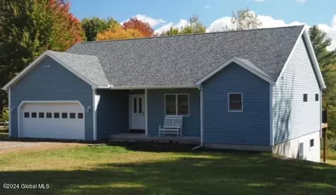 2 Deer Meadow Ln, Northville, NY 12134
