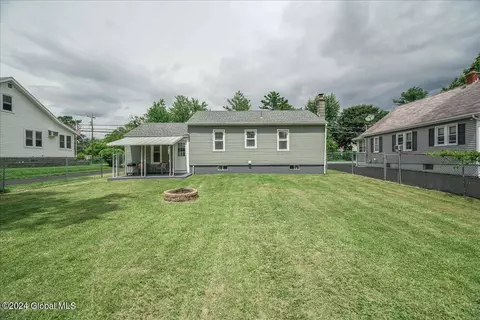 Exterior - 1101 Delaware Tpke, Delmar, NY 12054 photo 6 of 7