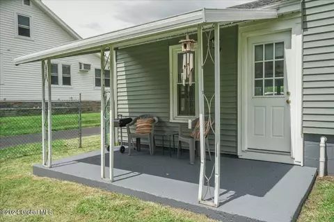 Exterior - 1101 Delaware Tpke, Delmar, NY 12054 photo 3 of 7