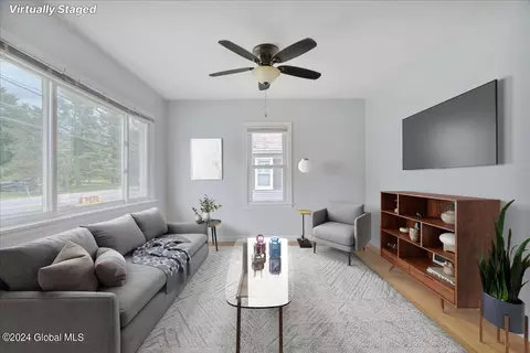 Living - 1101 Delaware Tpke, Delmar, NY 12054 photo 2 of 4
