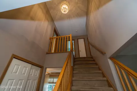 4 Lonesome Pine Trl, Gansevoort, NY 12831 photo 9