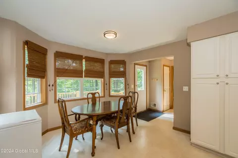 4 Lonesome Pine Trl, Gansevoort, NY 12831 photo 13
