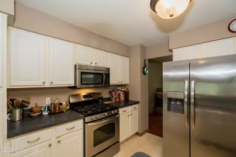 4 Lonesome Pine Trl, Gansevoort, NY 12831 photo 15