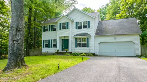 4 Lonesome Pine Trl, Gansevoort, NY 12831 photo 3