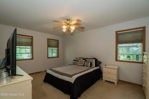 4 Lonesome Pine Trl, Gansevoort, NY 12831 photo 26