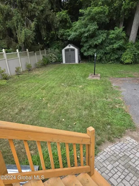 1825 Osterlitz Ave, Schenectady, NY 12305 photo 11