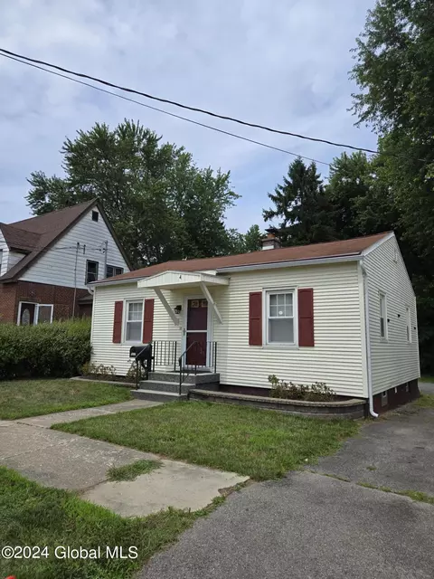 1825 Osterlitz Ave, Schenectady, NY 12305