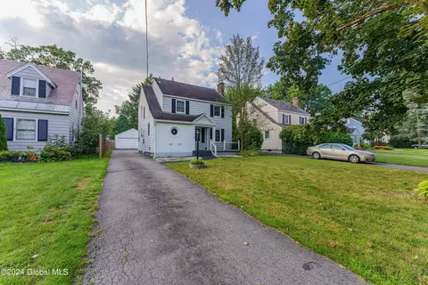 1166 Van Curler Ave, Schenectady, NY 12308 photo 3