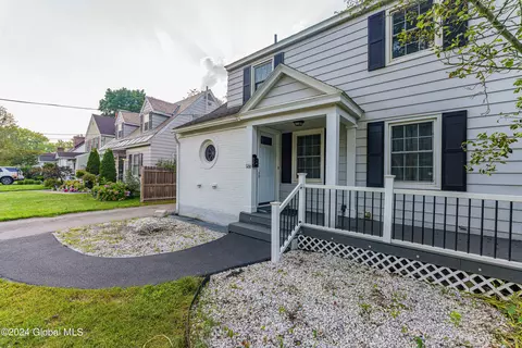 1166 Van Curler Ave, Schenectady, NY 12308 photo 4