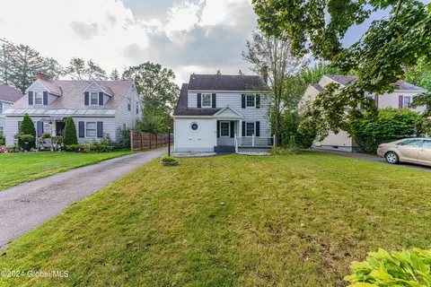 1166 Van Curler Ave, Schenectady, NY 12308