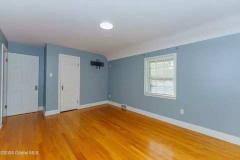 1166 Van Curler Ave, Schenectady, NY 12308 photo 22