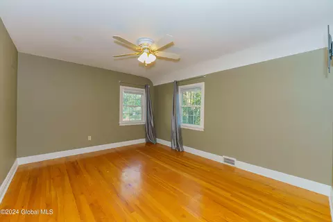 1166 Van Curler Ave, Schenectady, NY 12308 photo 19