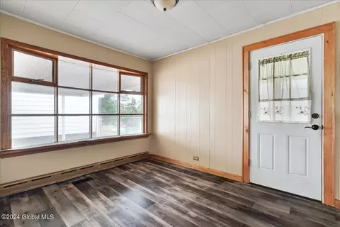 82 E Main St, Fonda, NY 12068 photo 9