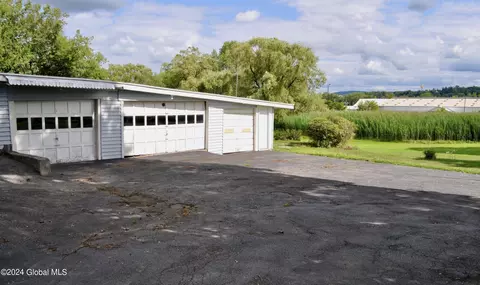 82 E Main St, Fonda, NY 12068 photo 4