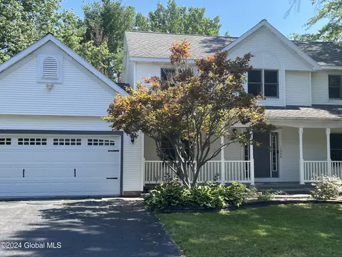1206 Jason Ln, Schenectady, NY 12309