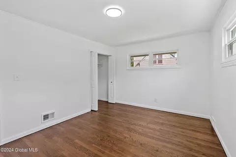 2271 Nelson Dr, Schenectady, NY 12309 photo 19