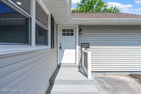 2271 Nelson Dr, Schenectady, NY 12309 photo 43