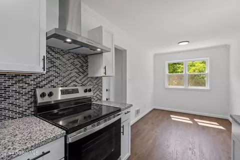 2271 Nelson Dr, Schenectady, NY 12309 photo 8