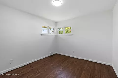 2271 Nelson Dr, Schenectady, NY 12309 photo 22