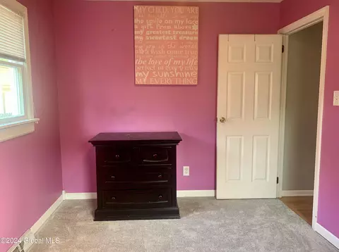 Bedroom - 508 Chiswell Rd, Schenectady, NY 12304 photo 2 of 2