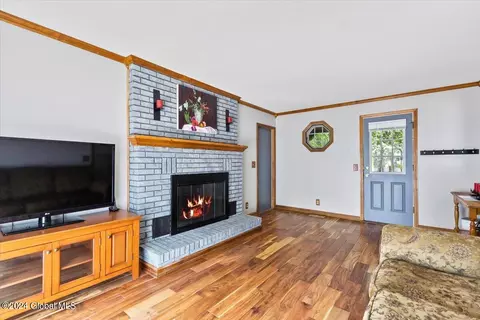 Living - 10 Dorset St, Delmar, NY 12054 photo 2 of 3