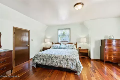 Bedroom - 10 Dorset St, Delmar, NY 12054 photo 5 of 7