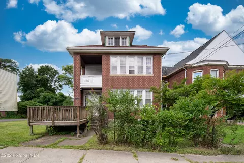 2317 15th St, Troy, NY 12180