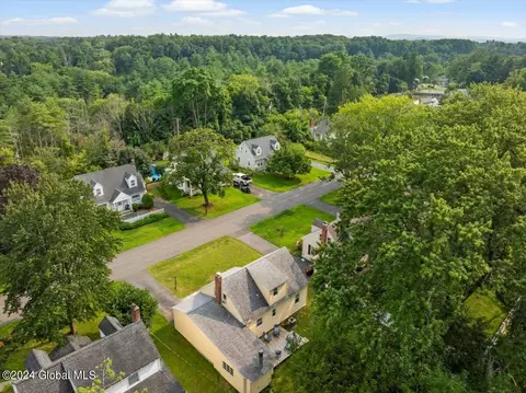 View/Area - 40 Brookman Ave, Delmar, NY 12054 photo 2 of 2