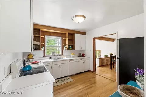 Kitchen - 40 Brookman Ave, Delmar, NY 12054 photo 1 of 2