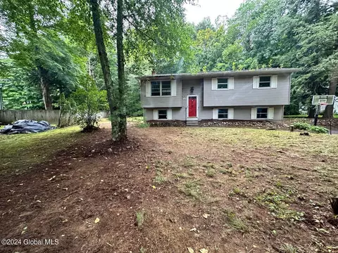 148 Sandhill Rd, Greenfield Center, NY 12833
