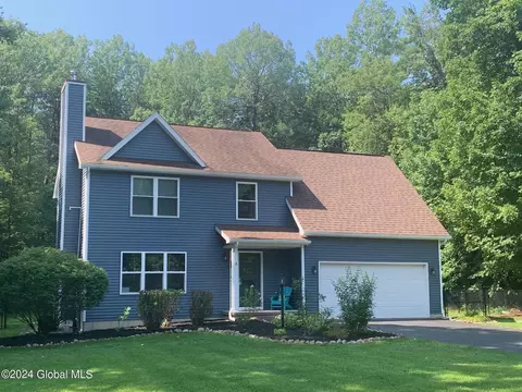3 River Rock Dr, Rock City Falls, NY 12863