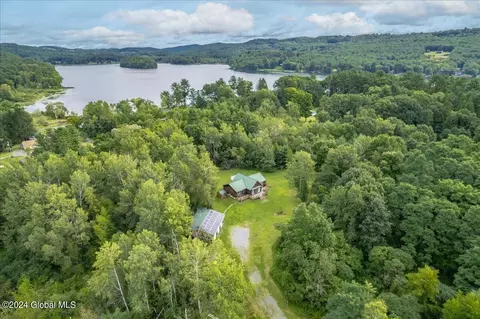 2011 Oaks Rd, Argyle, NY 12809 photo 6