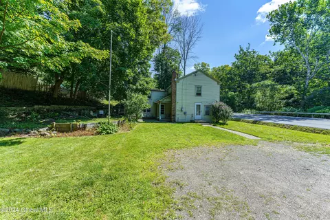 3642 State Highway 2, Cropseyville, NY 12052