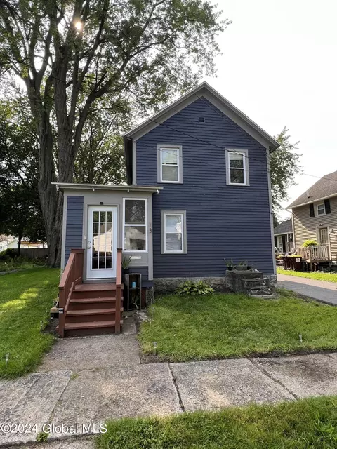 13 Union St, Hudson Falls, NY 12839